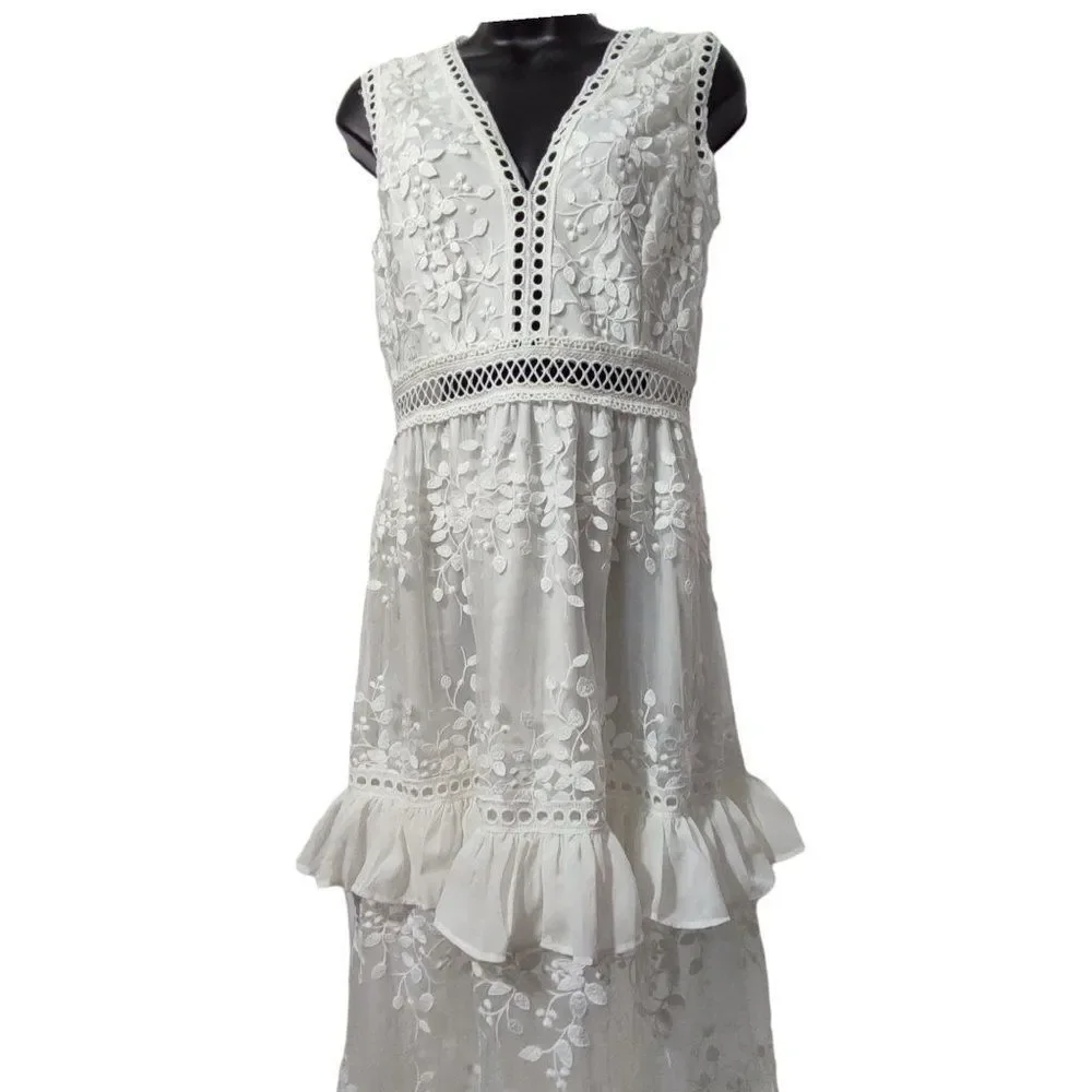 AQUA Embroidered Flounce Lace Sheer Maxi - Picture 8 of 9